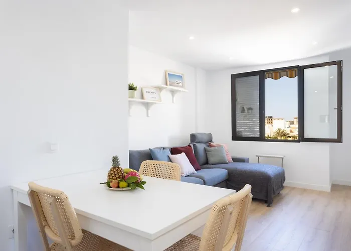 Home2book Stunning & Comfy Cruz *