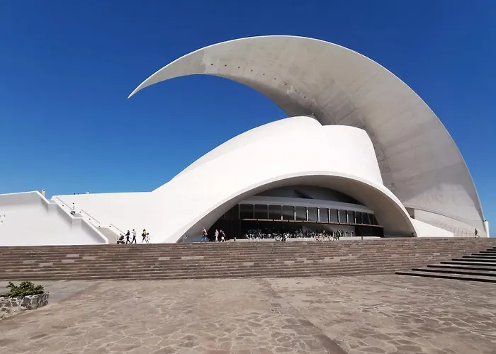 Home2book Stunning & Comfy Cruz